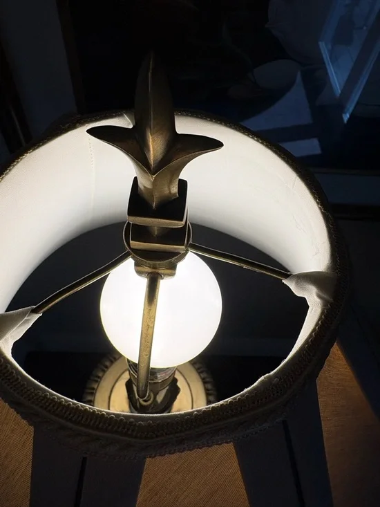 Vintage French Empire Style Table Lamp - Picture 9 of 16